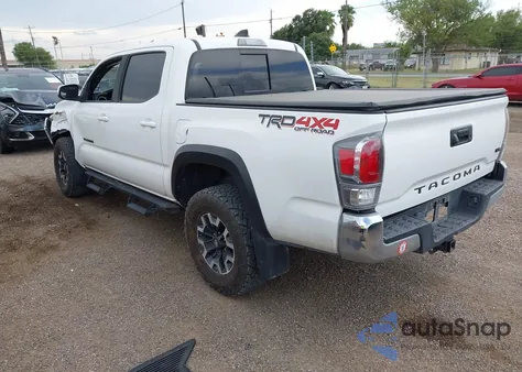 2020 Toyota Tacoma Trd Off-Road z USA, uszkodzony, nr VIN 3TMCZ5AN7LM336157